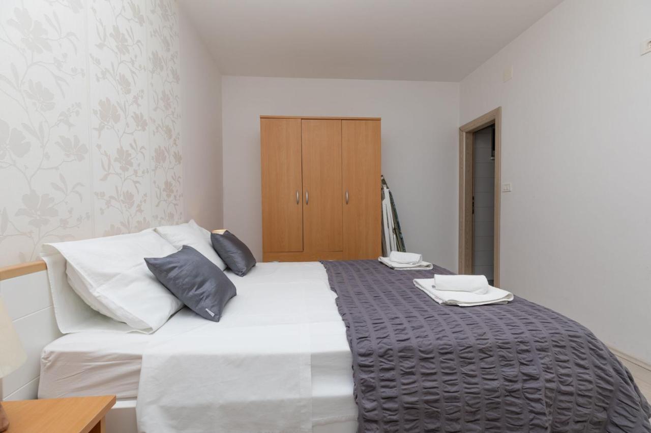 Apartments Empress Мимице Экстерьер фото